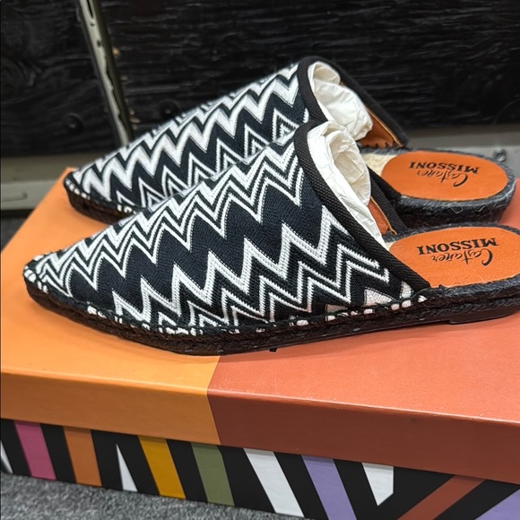 Missoni Black and White Zigzag espadrille sandals - Picture 4 of 5